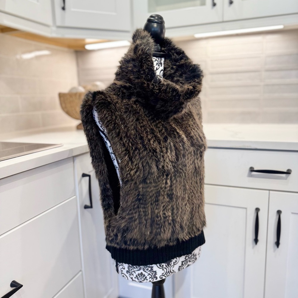Love Token Rabbit Fur Black Brown Pull Over Vest-S - Picture 2 of 10